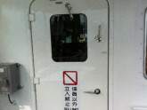 アルミ製ドア